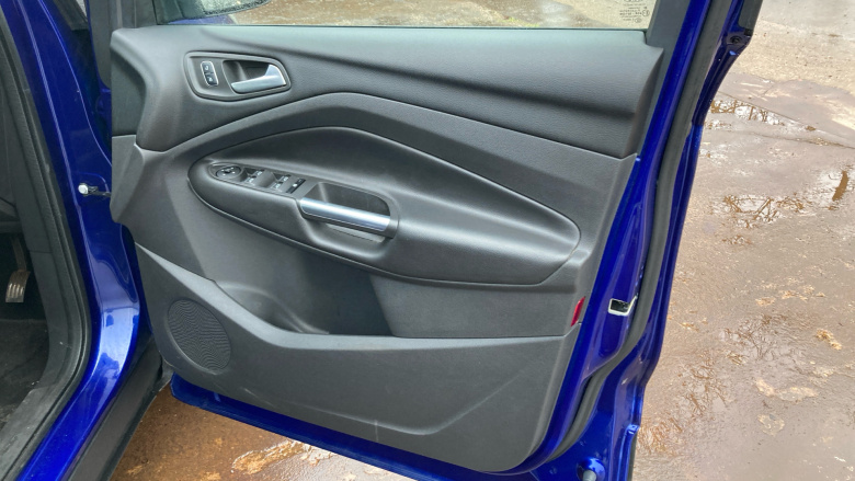 Ford Kuga 1.5 EcoBoost 182 Zetec 5dr Auto Petrol Estate